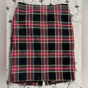 JCrew Factory Stewart Tartan Black/Red pencil skirt size 2